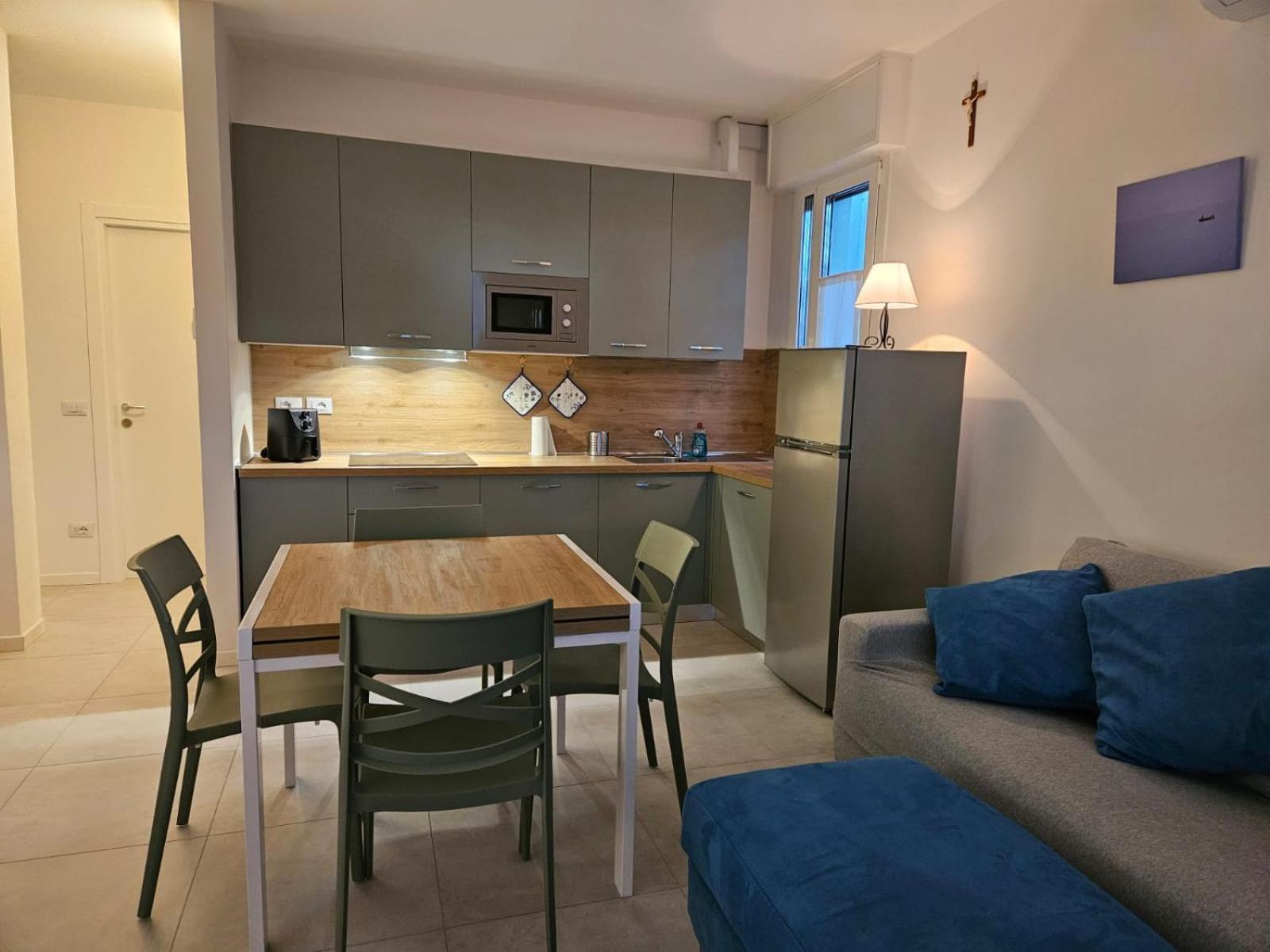 App4Rent - Villa Cristina 5 - Rinnovato Lido di Jesolo Exteriör bild